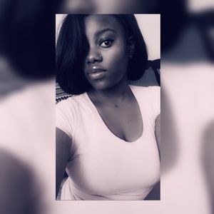 Meet your Posher, Shaneqa